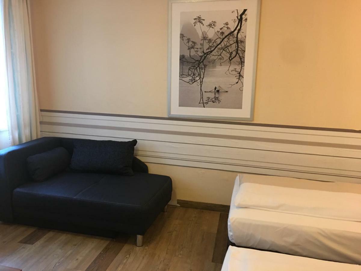 杜塞尔多夫阿尔特酒店 外观 照片
